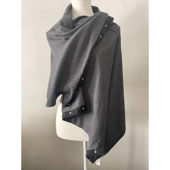 Lululemon Vinyasa Wrap in Herringbone Gray White and Black - OS (Orig. $58) - Picture 1 of 6